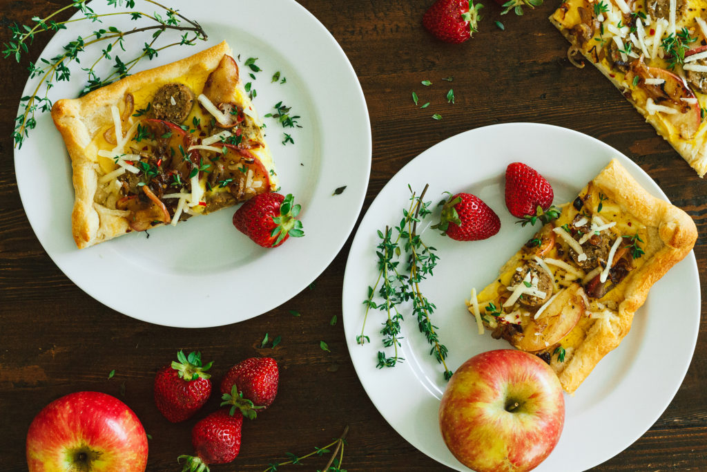 breakfast pizza with sausage, apple, and thyme